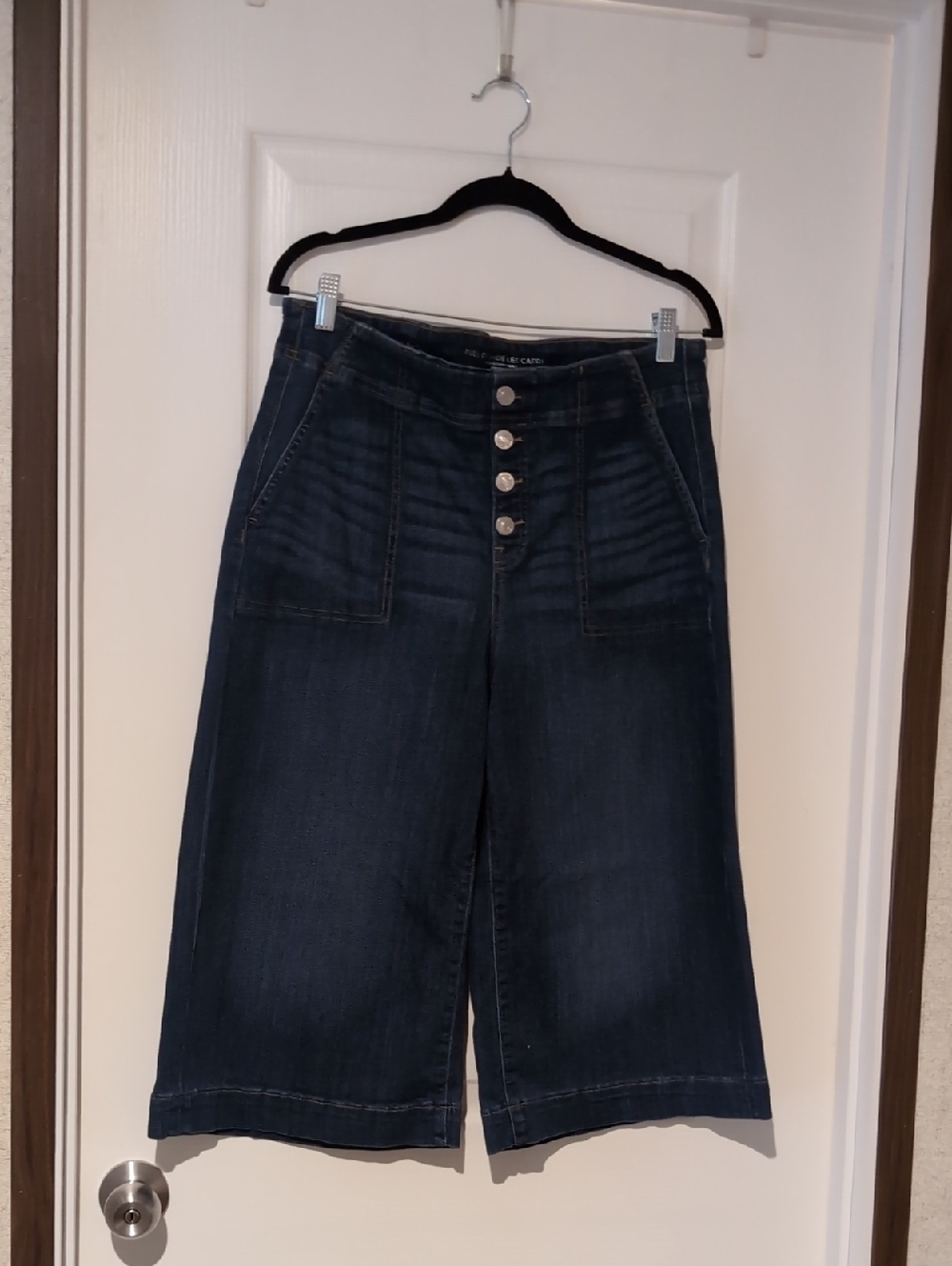 Chico's Wide Leg Capri Jeans, 12